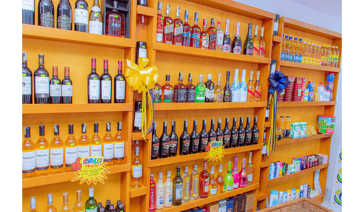 Cave, Boutique Glotelho Bafoussam.